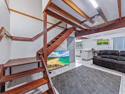 3 / 4 Border Drive, Cannonvale