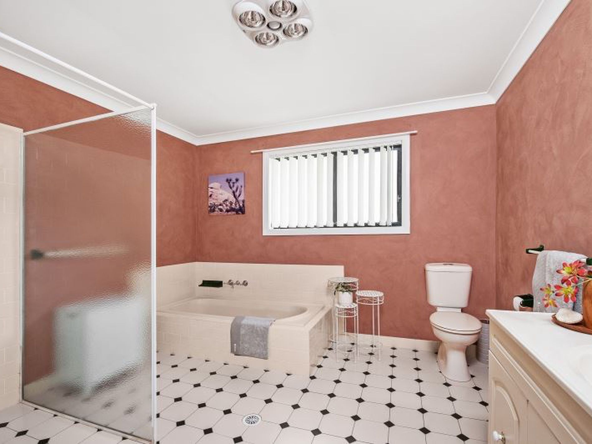 7 Torquay Drive, Lake Tabourie