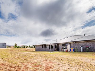 135-137 Premier Drive, Kingaroy
