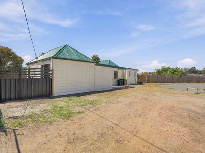 15 Meander Valley Road, Carrick
