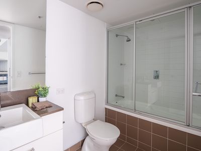 1363 / 56 Scarborough Street, Southport