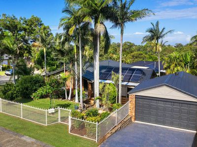 1 Ashford Road, Helensvale