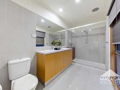 11 Tamborine Way, Caroline Springs