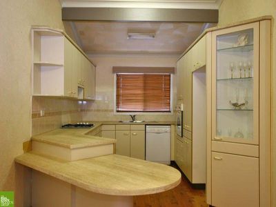 73 Thirroul Rd, Kanahooka