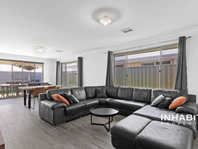 24 Kulbardi Way, Bennett Springs