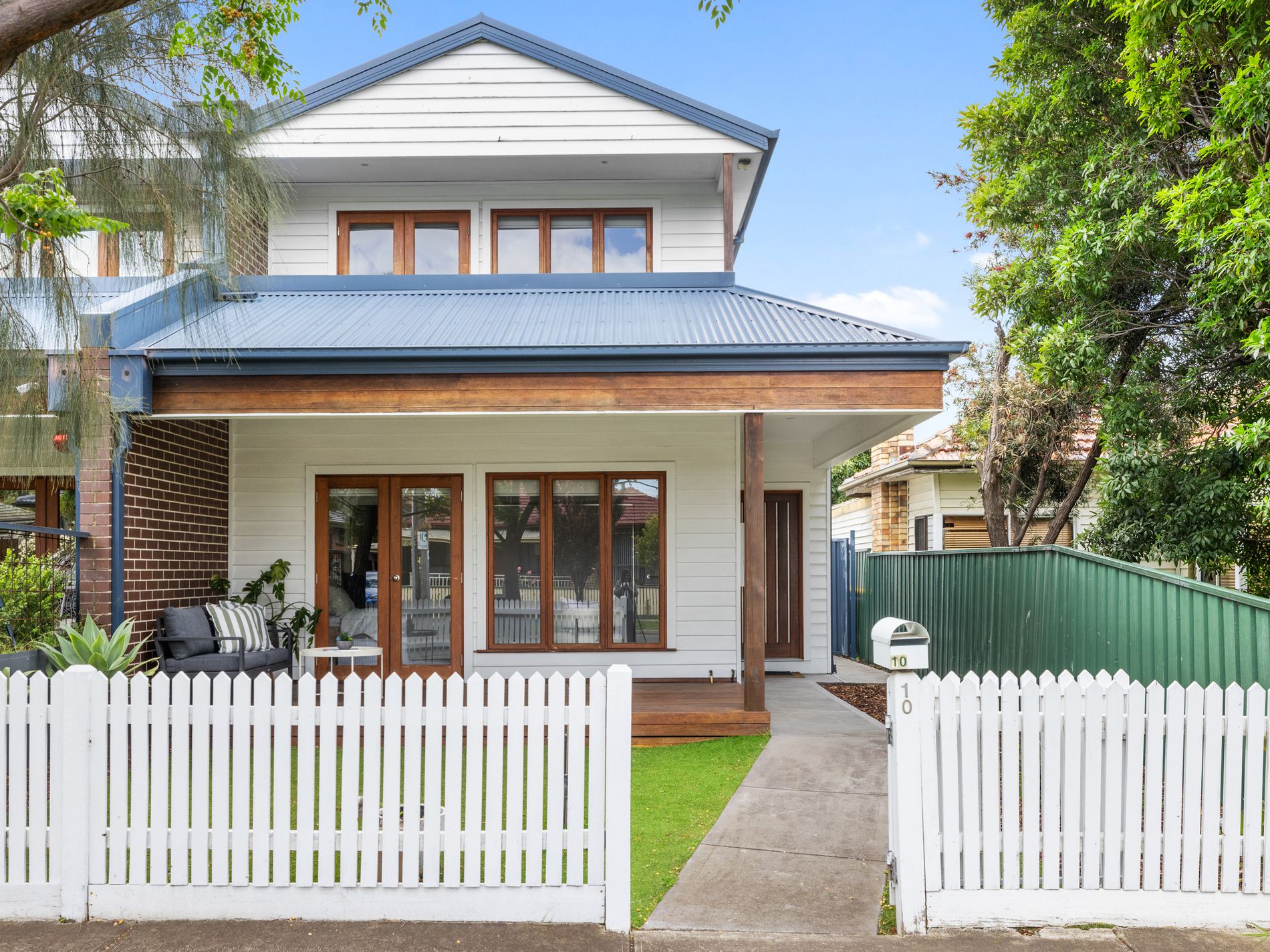 10 Mcneilage Street, Spotswood