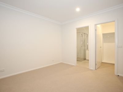 14 COCKATIEL STREET, Narre Warren