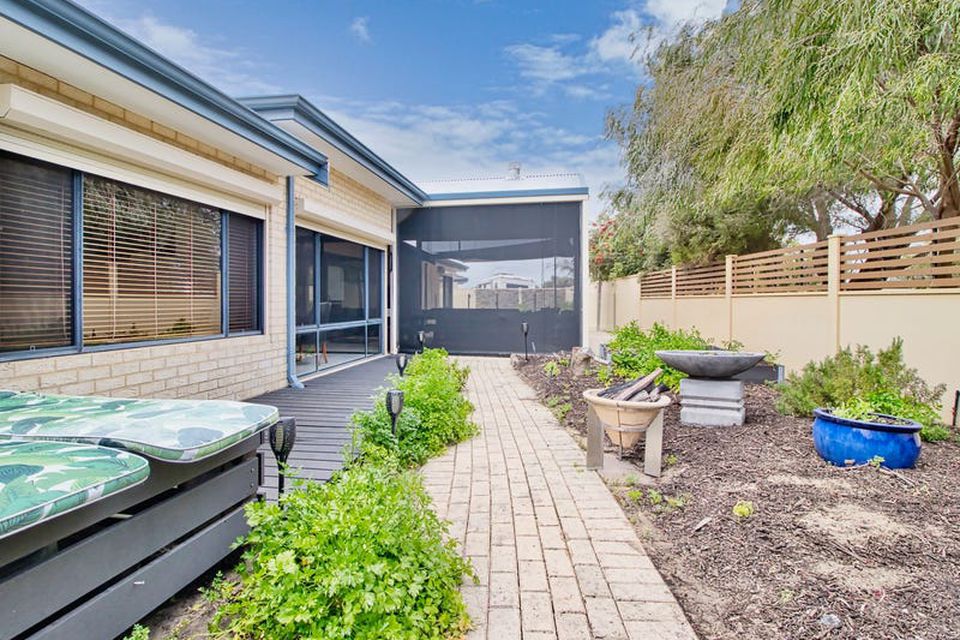 2 Busan Way , Port Kennedy