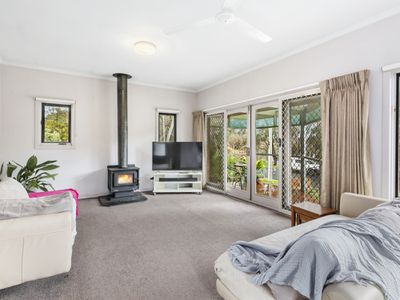 1 / 47 The Esplanade, Seymour