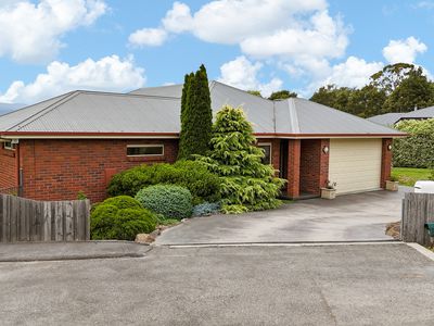 5 Penny Lane, West Launceston