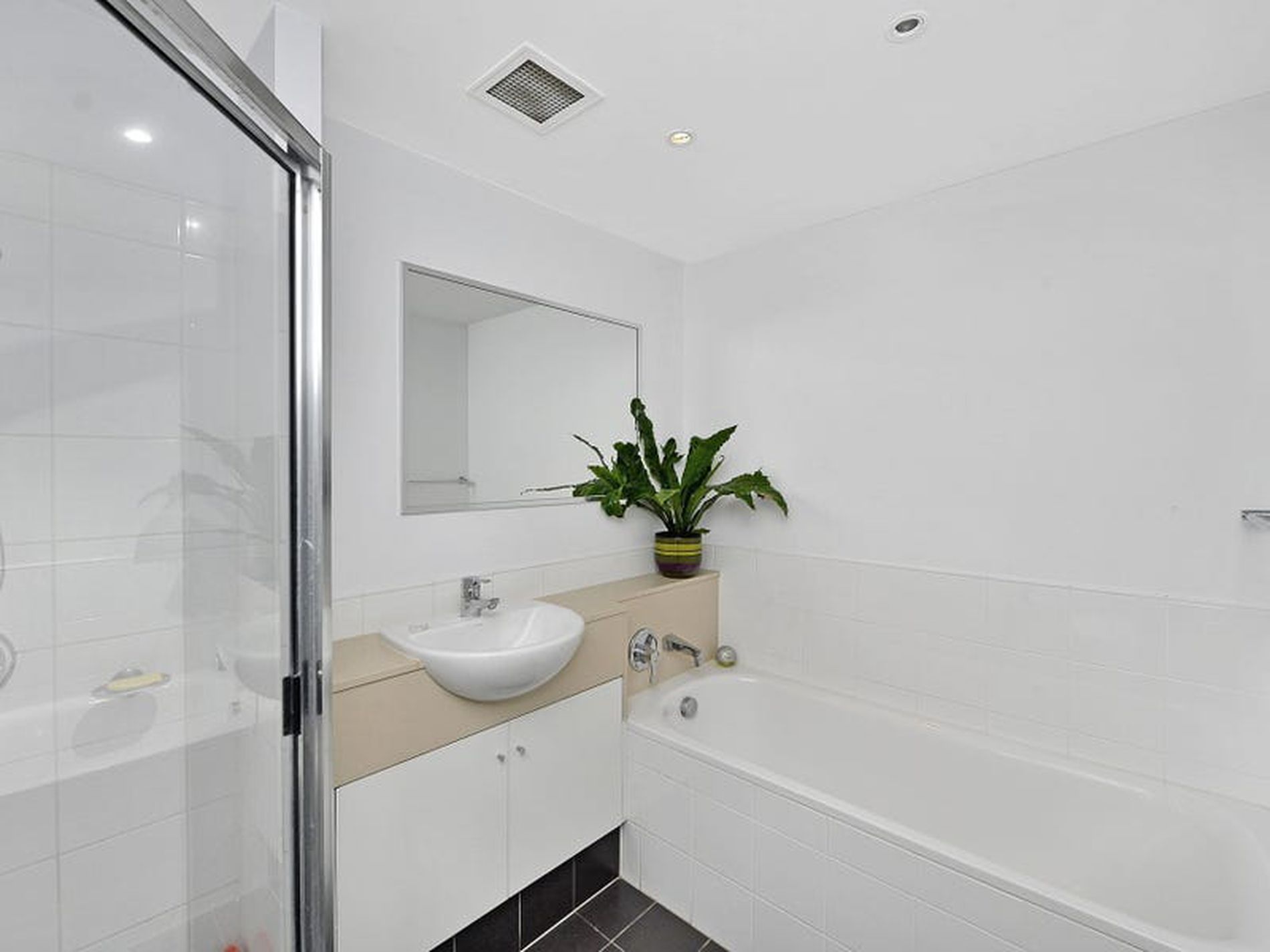 1012 / 79-81 Berry Street, North Sydney