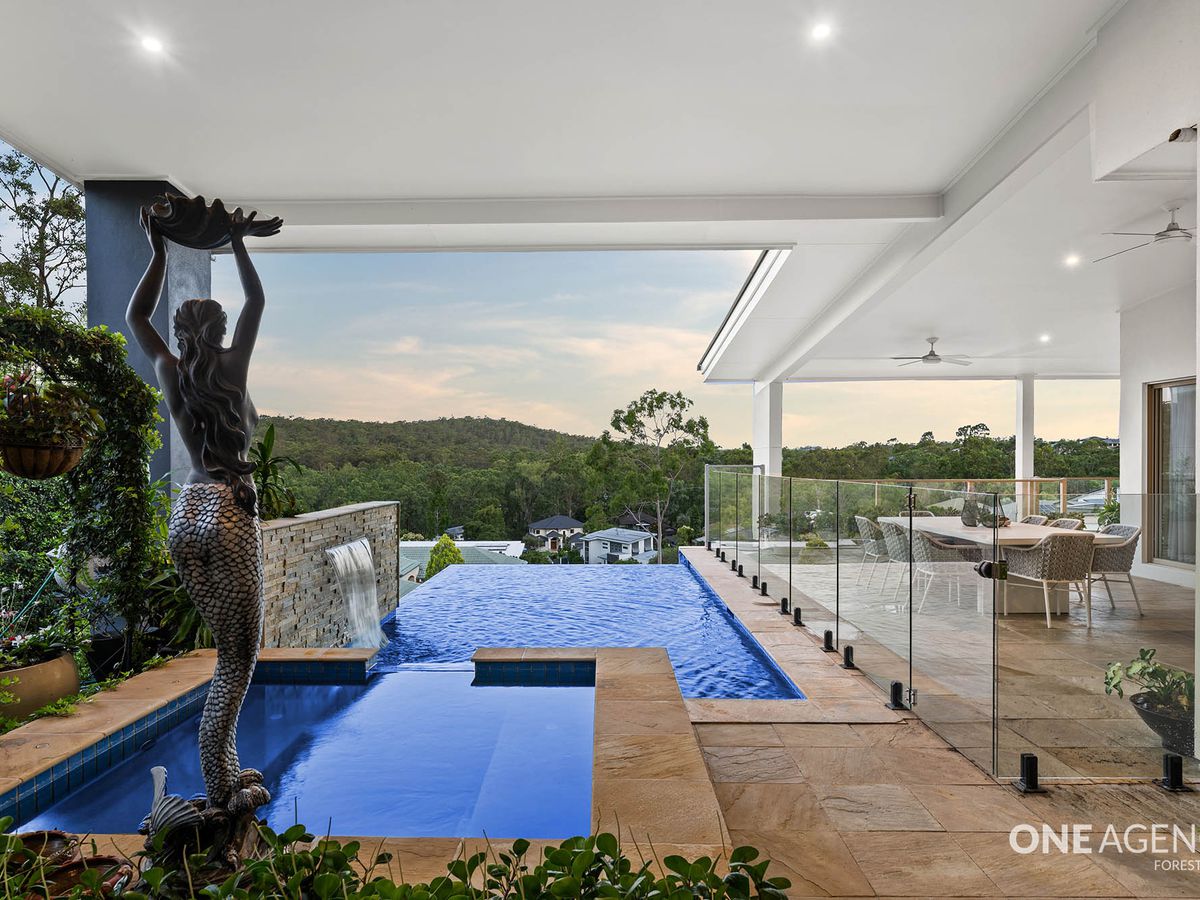 14 Seanna Place, Brookwater