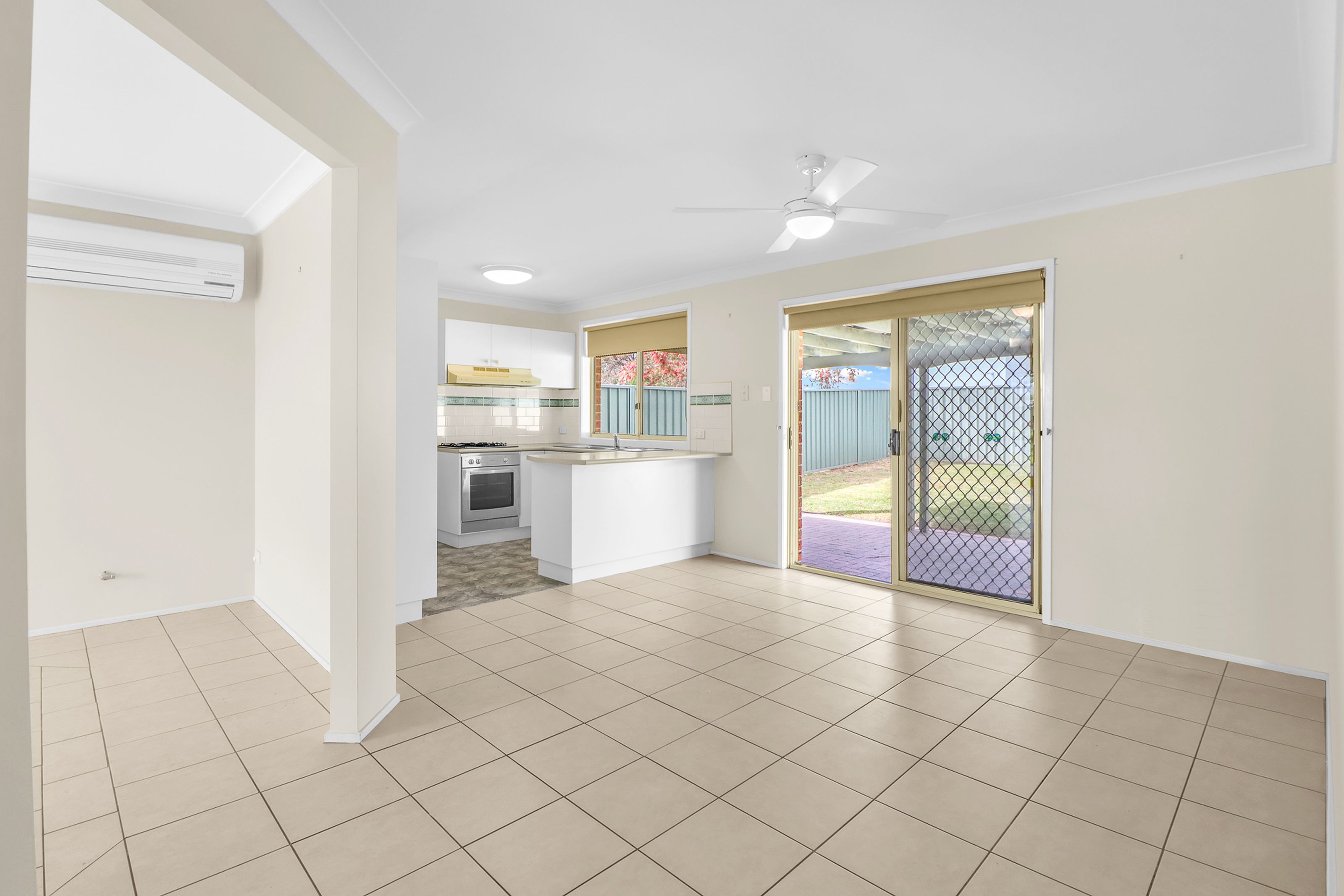 95 Willoring Crescent, JAMISONTOWN