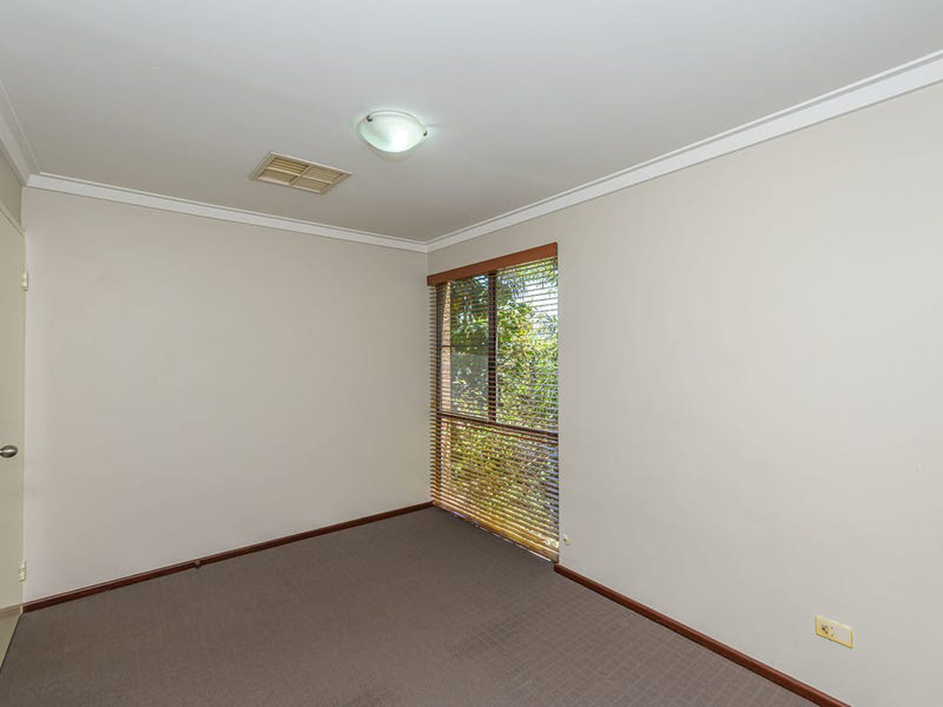 144 Warwick Road, Duncraig