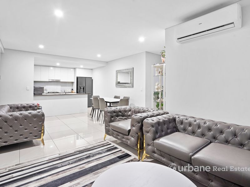 21 / 15 Toongabbie Road, Toongabbie