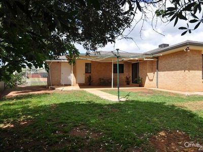 29 Websdale Drive, Dubbo