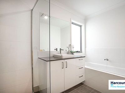159 Bettong Avenue, Throsby