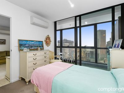 2501 / 8 Sutherland Street, Melbourne