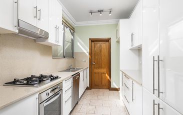2 / 668 Bourke Street, Redfern