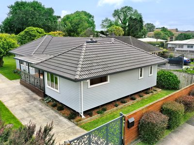 14 Harbour View Road, Te Atatu Peninsula