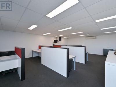 1 / 453 Yangebup Road, Cockburn Central
