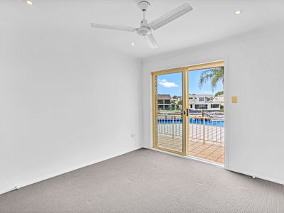 13 Abel Tasman Place, Hollywell