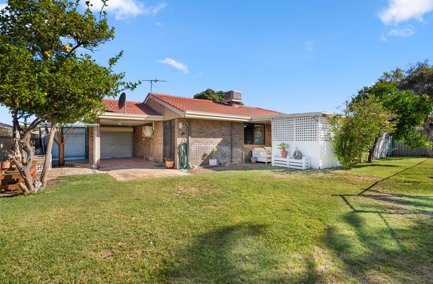 6 Ocean Place, Waikiki