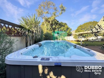 15 Sunvale Avenue, Dubbo
