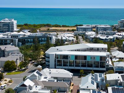 32 / 22 Heirisson Way, North Coogee
