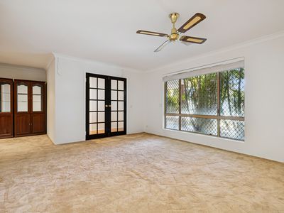 56 Camarino Drive, Woodvale