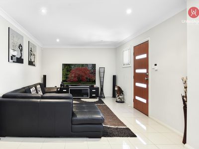 32 Onslow Gardens, Middleton Grange