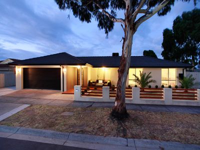 6 Tulsk Close, Hampton Park