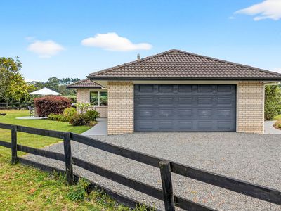 1014 South Head Road, South Head, Helensville