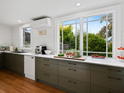 15 Woodbridge Hill Road, Woodbridge