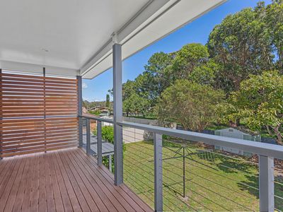 11 King George Parade, Forster
