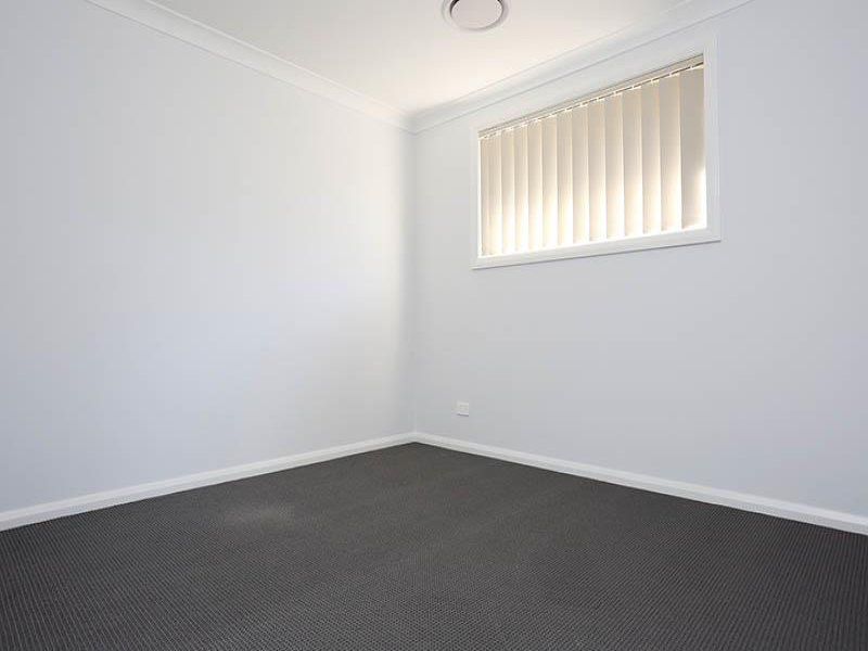 10 Spitzer St, Gregory Hills
