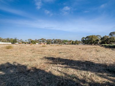 17-19 Craven Crescent, Heathcote