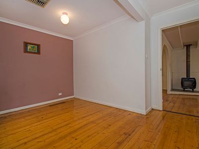 96 Varden Street, Piccadilly