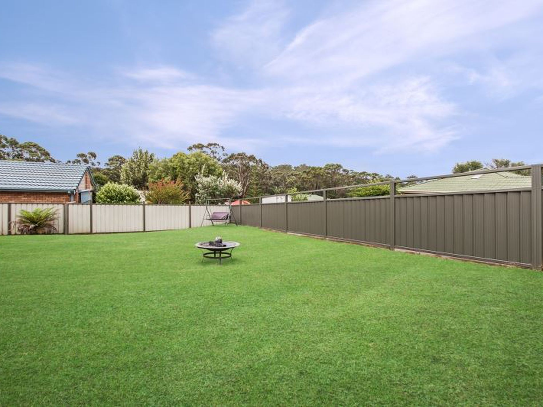 1 Carramar Crescent, Ulladulla