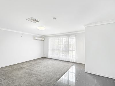 4 Westminster Court, Dubbo