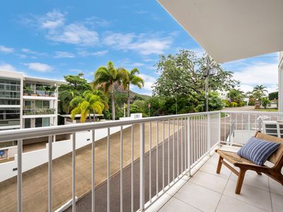 11 / 6 Hale Street, Townsville City