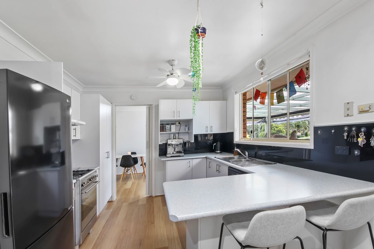 42 Mummaga Lake Drive, Dalmeny