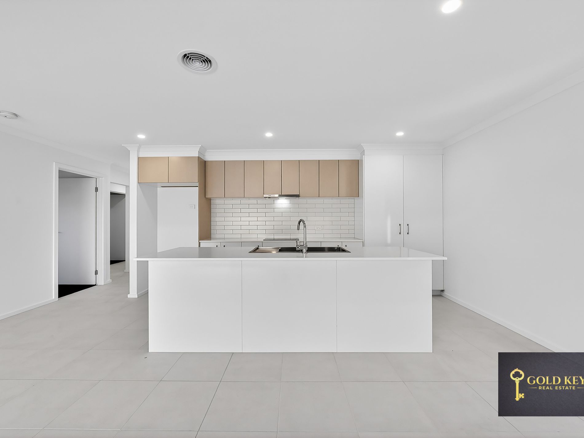 27 Comb Street, Manor Lakes