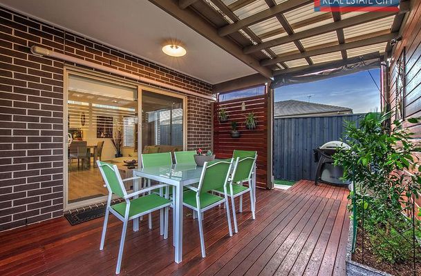 39 Perugia Avenue, Greenvale