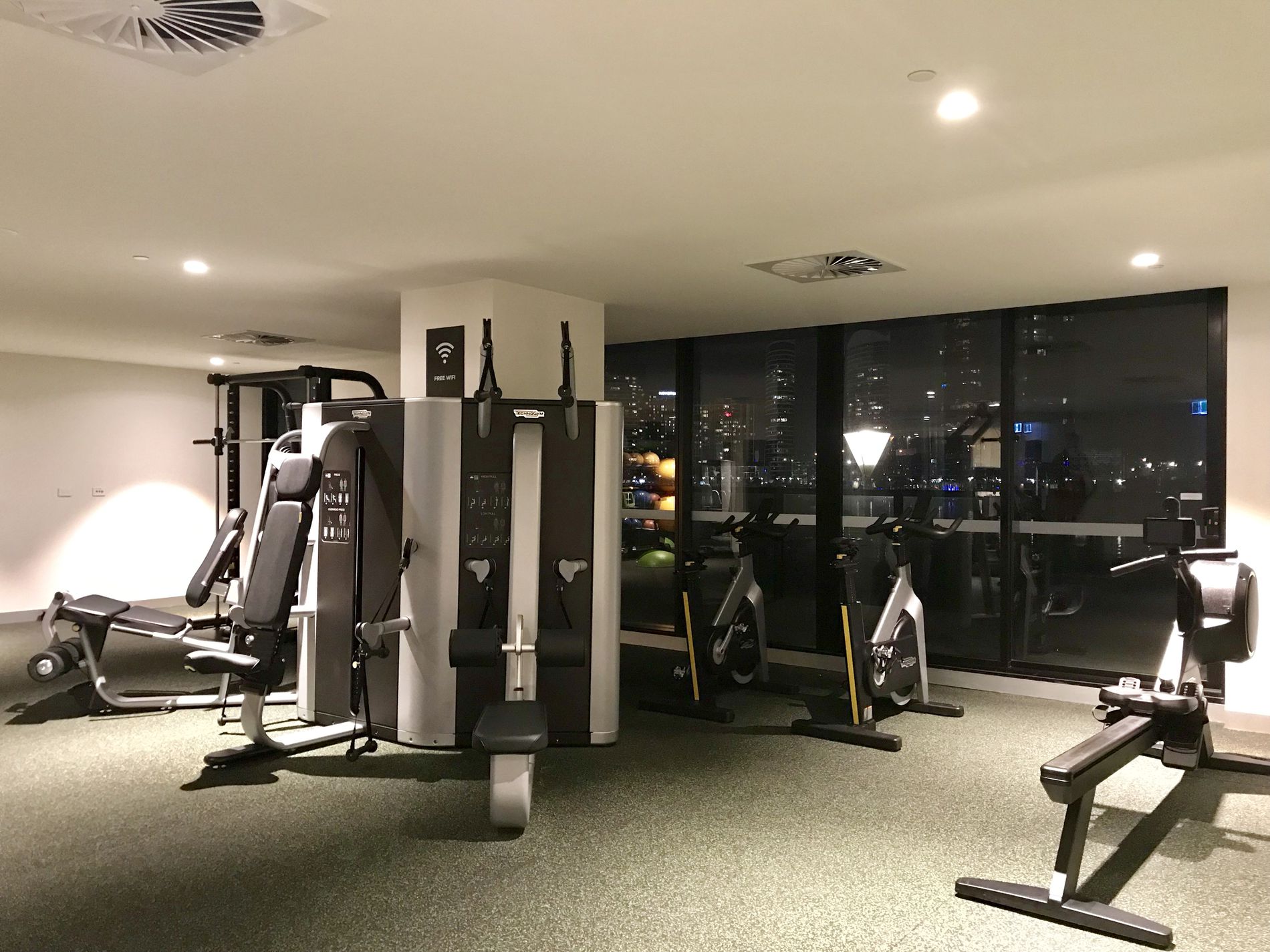 911 / 915 Collins Street, Docklands