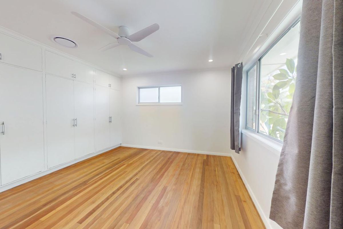 18 Myles Street, Tewantin