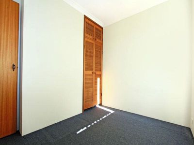 11 / 46-48 Peterborough Avenue, Lake Illawarra