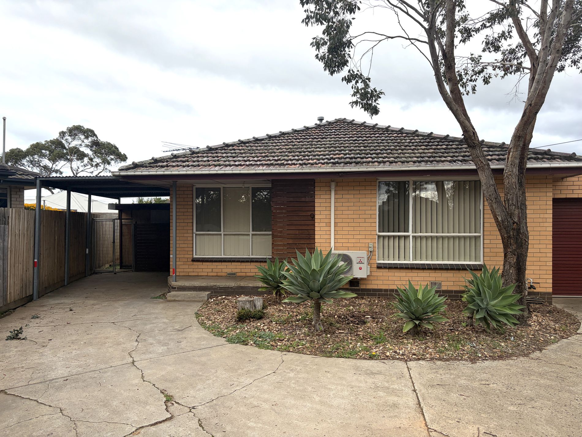 9 / 9-11 Milone Court, Werribee