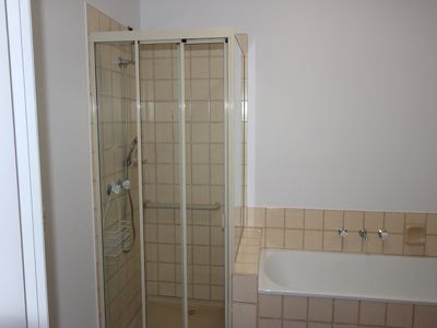 1 / 122 Weller Street, Geelong West