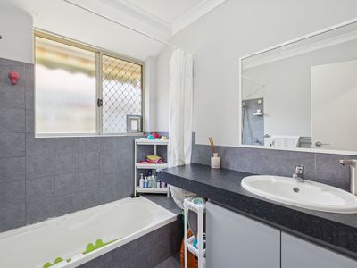 5 Sanford Court, Lockridge